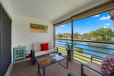 Newly renovated top-floor corner condo with water views, extra - photo 21