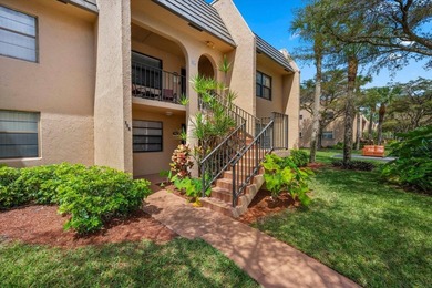 Newly renovated top-floor corner condo with water views, extra - photo 25