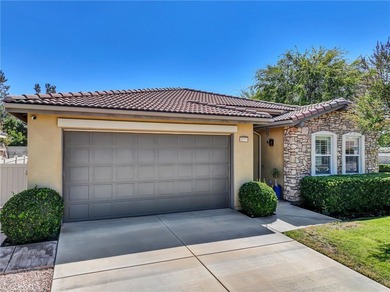 Lake Skinner Home For Sale in Winchester California