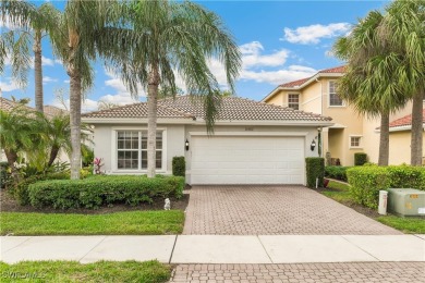 Lake Home Sale Pending in Fort Myers, Florida