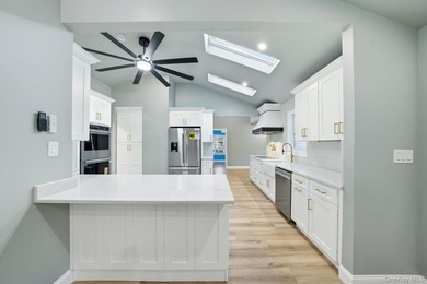 Beautifully renovated and thoughtfully redesigned this stunning - photo 8