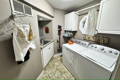Listed at $549,900, this stunning 4+ bedroom, 4-bath acreage - photo 17