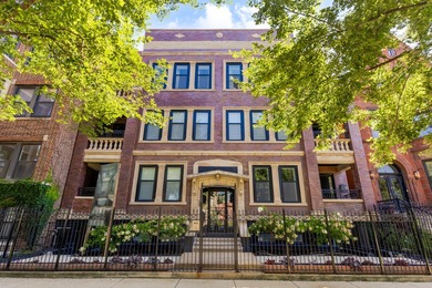 Lake Michigan - Cook County Condo For Sale in Chicago Illinois