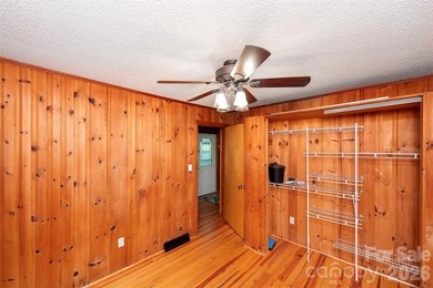 Welcome to this 4-bedroom, 3-bathroom waterfront retreat on the - photo 22