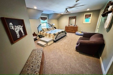 Listed at $549,900, this stunning 4+ bedroom, 4-bath acreage - photo 23