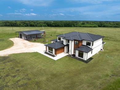 Set across 63 breathtaking acres of rolling East Texas - photo 23