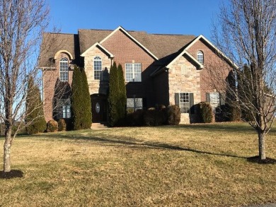 Golden Pond Home For Sale in London Kentucky