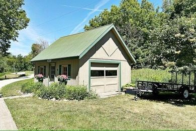 Listed at $549,900, this stunning 4+ bedroom, 4-bath acreage - photo 42
