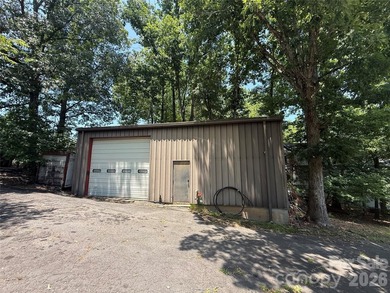 Welcome to this 4-bedroom, 3-bathroom waterfront retreat on the - photo 46
