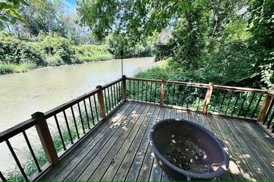 Listed at $549,900, this stunning 4+ bedroom, 4-bath acreage - photo 47