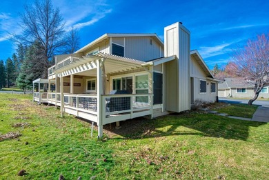 Take your clients to see this lovely condo located on the 5th - photo 2