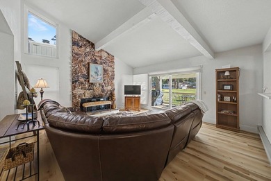 Take your clients to see this lovely condo located on the 5th - photo 9