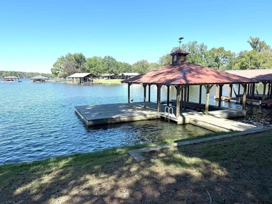 Escape to this charming 1 bedroom, 2- bath cabin perfectly - photo 14