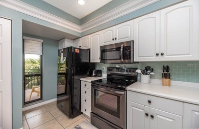 THIS is the ultimate beachfront *Turn-Key* Investment where - photo 18