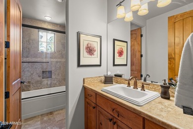 1728 E Mossy Oak CT 7, Flagstaff, AZ 86005. Luxury living lock - photo 24