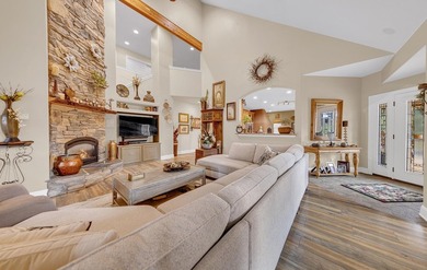 Golf Course Luxury Meets Mountain Modern Living. Experience the - photo 7