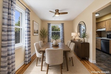 Welcome to this well-maintained semi-detached home in the heart - photo 7