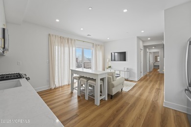 Welcome to The Hamilton, an exclusive oceanblock boutique