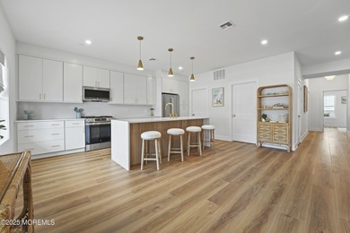 Welcome to The Hamilton, an exclusive oceanblock boutique