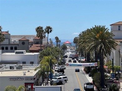 Live the Huntington Beach Downtown lifestyle every single day in - photo 6