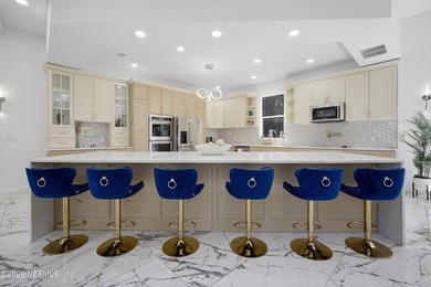 Stunning custom estate in St. Johns -- 6 beds, 7 baths, 6,528 SF - photo 17