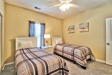 TRANSFERABLE GOLF MEMBERSHIP!! The unit is a 3-bedroom, 2 bath - photo 21