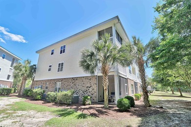 TRANSFERABLE GOLF MEMBERSHIP!! The unit is a 3-bedroom, 2 bath - photo 25