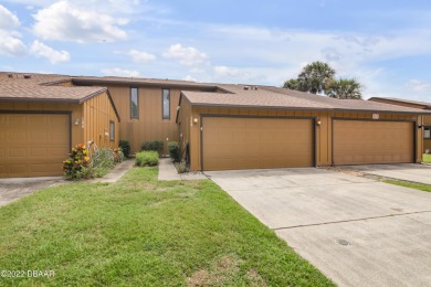 Forest Lake Home For Sale in Daytona Beach Florida