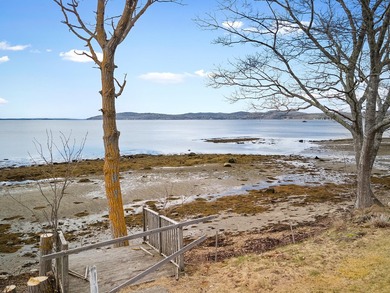 Incredible move-in ready cottage with an amazing view of - photo 31