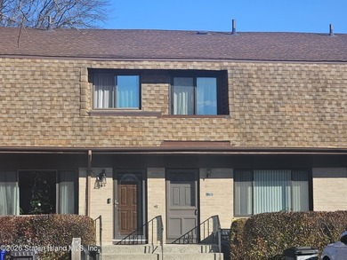Great location near major shopping center, school, public - photo 2