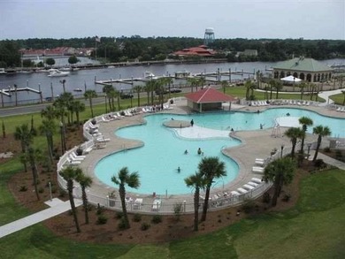 TRANSFERABLE GOLF MEMBERSHIP!! The unit is a 3-bedroom, 2 bath - photo 35