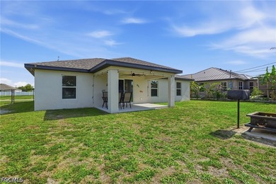 Located in a non-flood zone and offering move-in ready condition - photo 36