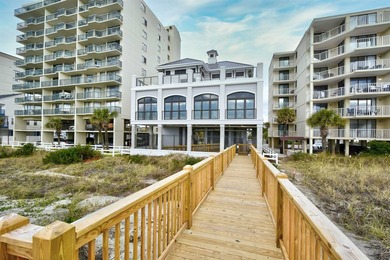 TRANSFERABLE GOLF MEMBERSHIP!! The unit is a 3-bedroom, 2 bath - photo 40