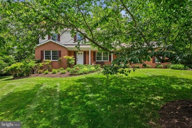 Charming Colonial residence offering 4 bedrooms, 2 full - photo 45
