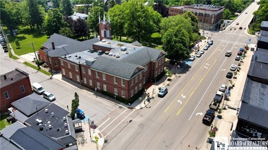 Beautiful brick commercial office building in the heart of the - photo 46