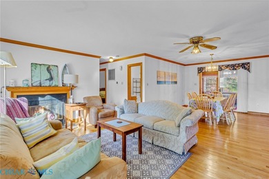 Discover waterfront living at its finest! This charming ranch - photo 4