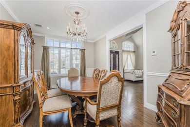 Stunning Southeast Annandale Two-Family Home on Private - photo 6