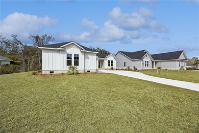 THIS BEAUTIFULLY FINISHED SOUTHPORT III PLAN BY LANDMARK 24 - photo 6