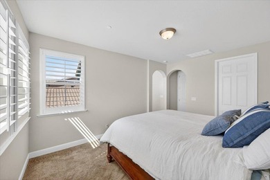 Proud to introduce 1642 North Bella VitaA charming two-story - photo 34