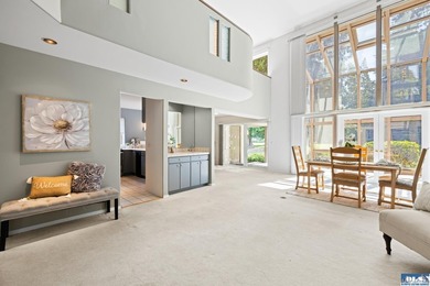 Welcome to this beautiful 2-bedroom + den, 2-bath condo in the - photo 8