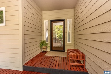 Architectural gem with stunning views of the Olympic Mountains - photo 4