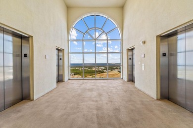 Private Rooftop! Experience breathtaking views of the Emerald - photo 7
