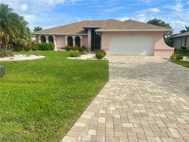 Cape Coral Lakes Area Home For Sale in Cape Coral Florida