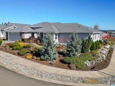 Absolutely stunning single level home in one of Sequim's best - photo 3