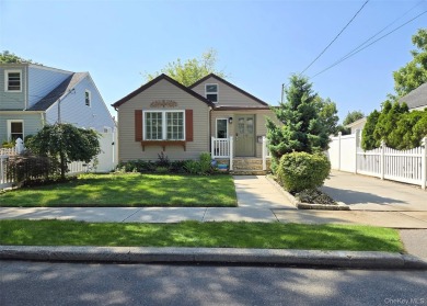 Hempstead Lake Home Sale Pending in Rockville Centre New York