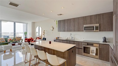 Rise Residences at Brickell City Centre. Stunning 1 Bed/1.5 Bath