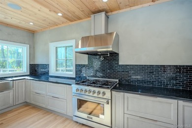 Welcome to this exceptional custom-built home nestled on 1.1 - photo 20