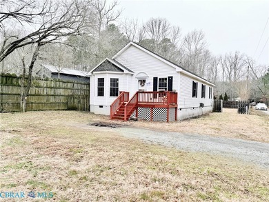 Horn Harbor Home For Sale in Port Haywood Virginia