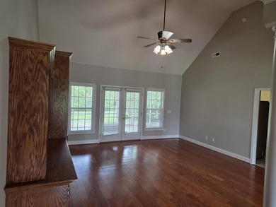 Additional listing photo 4