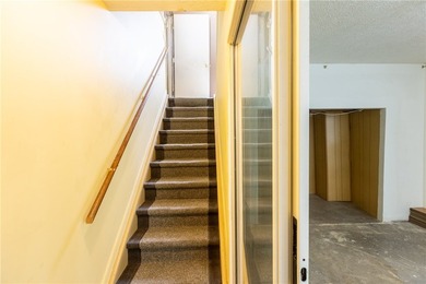 Welcome to 77 Reynolds St, a move in ready colonial home built - photo 28